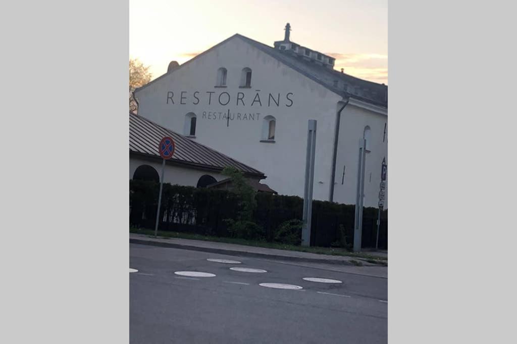 New Comfortable Apartment Nearby Promenade In 5 Minutes From Old Town Of Riga. Luaran gambar